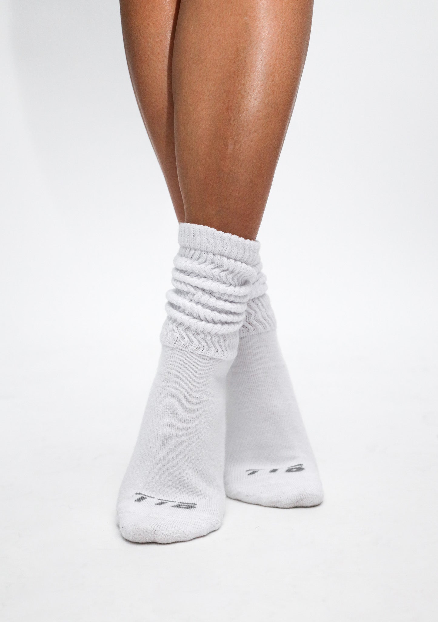Slouch socks – Naturalistic Beautycon